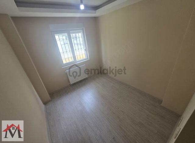 Muratpaşa Gayrimenkulden Kızıltoprak Mahallesinde 2+1 Daire 4