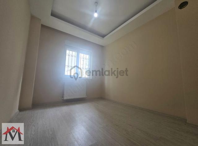Muratpaşa Gayrimenkulden Kızıltoprak Mahallesinde 2+1 Daire 3