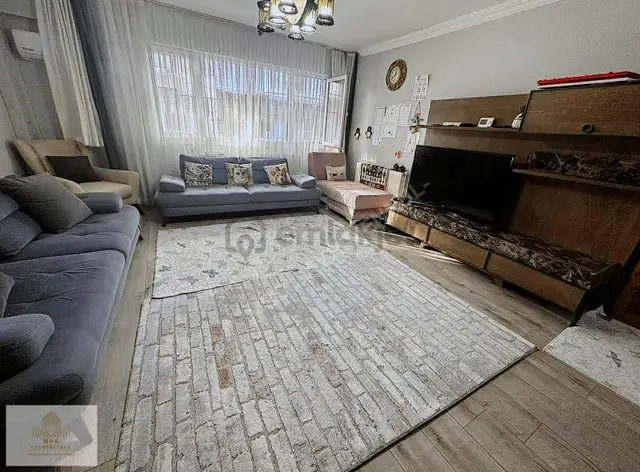 Msg'den Mithatpaşa Caddesine Yakın 3+1 Emsalsiz Fırsat Daire 2