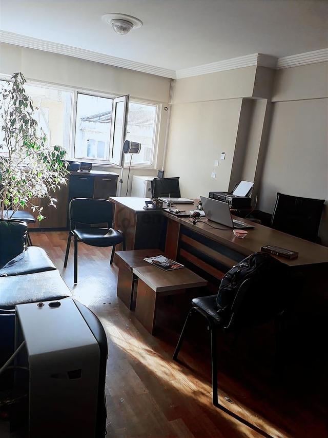 Gazcılar Caddesi Girişinde Kelepir Kiracılı Ful Eşyalı Ofis 2