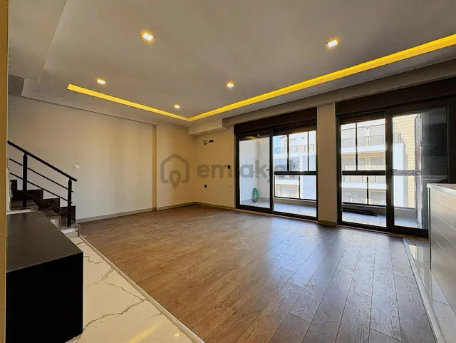Uğur Kurtulmuş'tan Kardeşkentlere 2.parselde 90 Mt2 Dublex Daire 1