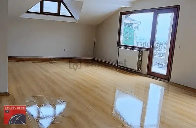 Tarabya_boğaz Ve 3. Köprü Manzaralı Kiralık(2+1)+teras Balkon 1