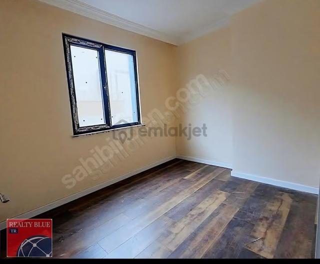 Sultanbeyli Merkezde Metroya 50 M Kiralık Ofis 5