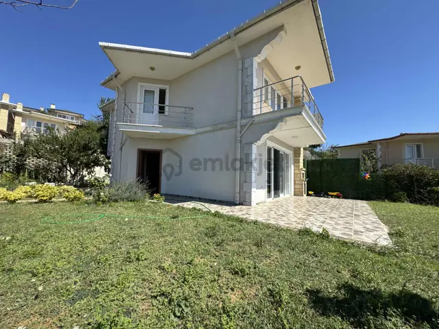 *yiğit Emlak Armutlu'dan*tavşantepe Mevkiinde*lüks Villa 2