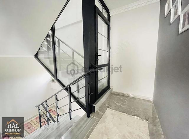 Hal İnşaat Firmasından Geniş Ailelere Özel 6+1 Merkezde Villa 5