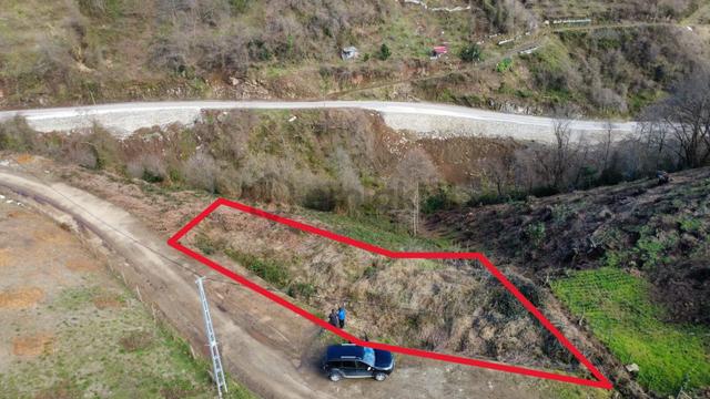 Trabzon Araklı'da Satılık Arazi 2