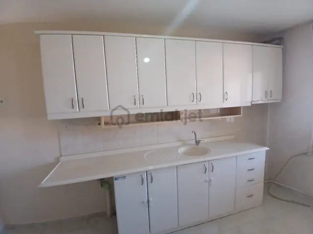Akçay Emlak'tan Akşehir Kuruçay Tokide Geniş Kiralık 3+1 Daire 5