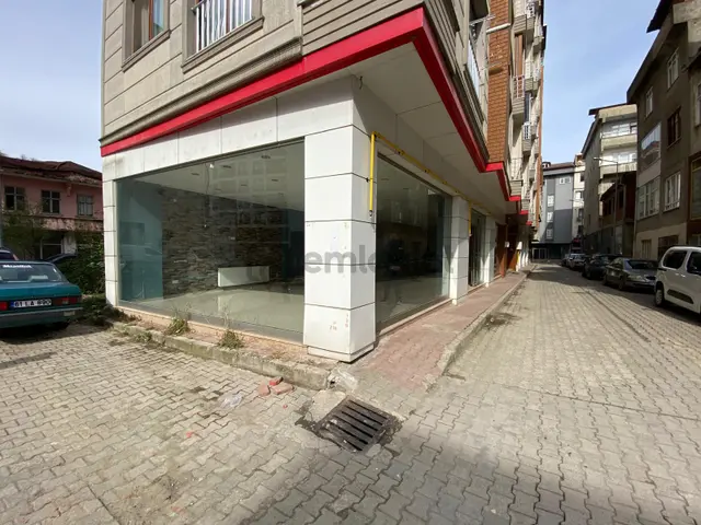 Trabzon Araklı'da Kiralık Dükkan 2