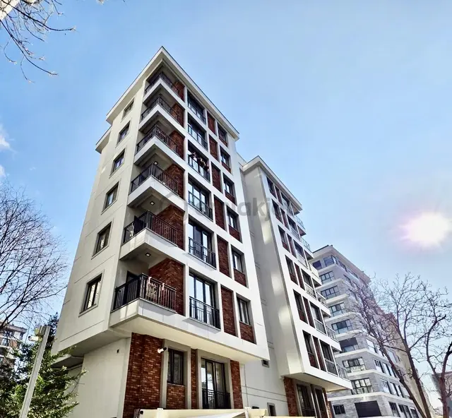 Suadiye Barış Büfeye Yakın 2+1 Balkonlu Ultra Lüks Yeni Bina... 1