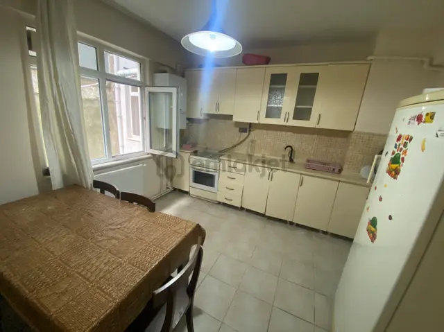 Furkan Emlaktan Selahiye Mah 3+1 1.kat 130m2 Cam Balkonlu Bulvara Cephe Fırsat Daire 2