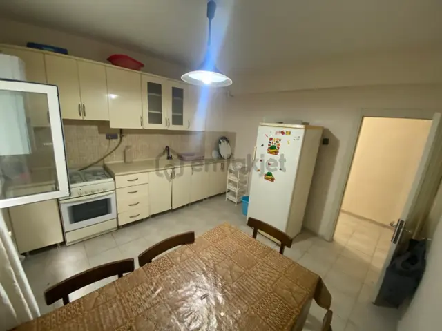 Furkan Emlaktan Selahiye Mah 3+1 1.kat 130m2 Cam Balkonlu Bulvara Cephe Fırsat Daire 3