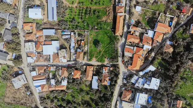Kemalpaşa Sarılar Köyiçi 425 M² Tapulu Yolu Mevcut Bahçe 4