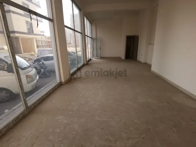 Tsr'den Şemikler Ordu Bulvarı Paraleli Kiralık Köşe Dükkan 3