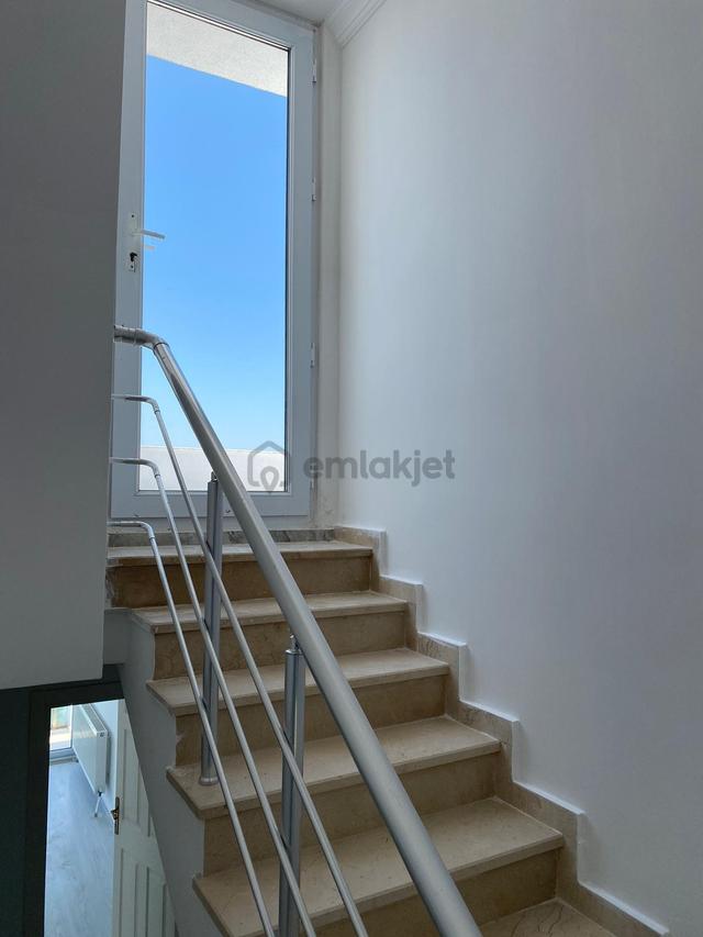 Yalova Taşköprü Satılık Lüks 4+1 Dubleks Villa, Deniz Manzaralı 3