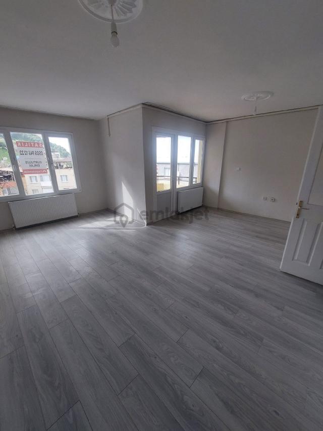 Salihli Seyrantepe Mahallesi'nde Satılık 3+1 Daire 4