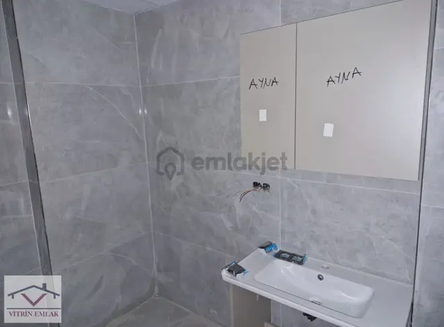 Adakale Cd. Yapımı Devam Eden Arakat 3+1 Lüks Satılık Daire 2