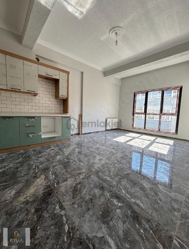 Balıkesir Burhaniye Bahçelievler 2+1 Açık Mutfak Satılık Daire Balıkesir Burhaniye Bahçelievler 2+1 Açık Mutfak Satılık Daire