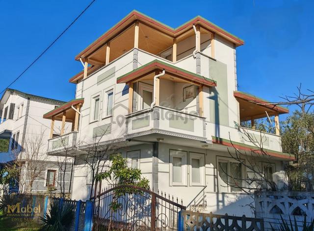 Mabel'den Akçayda Denize Sıfır 5+1 Triplex Villa Fırsatı 1