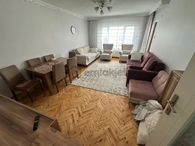 Çiçekli'de 3+1 Bağımsız Orta Kat Isı Yalıtımlı Full Yapılı Acil! 3