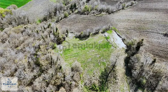 Çatalca Çiftlikköy'de. Satılık Arsa 4500m2 3
