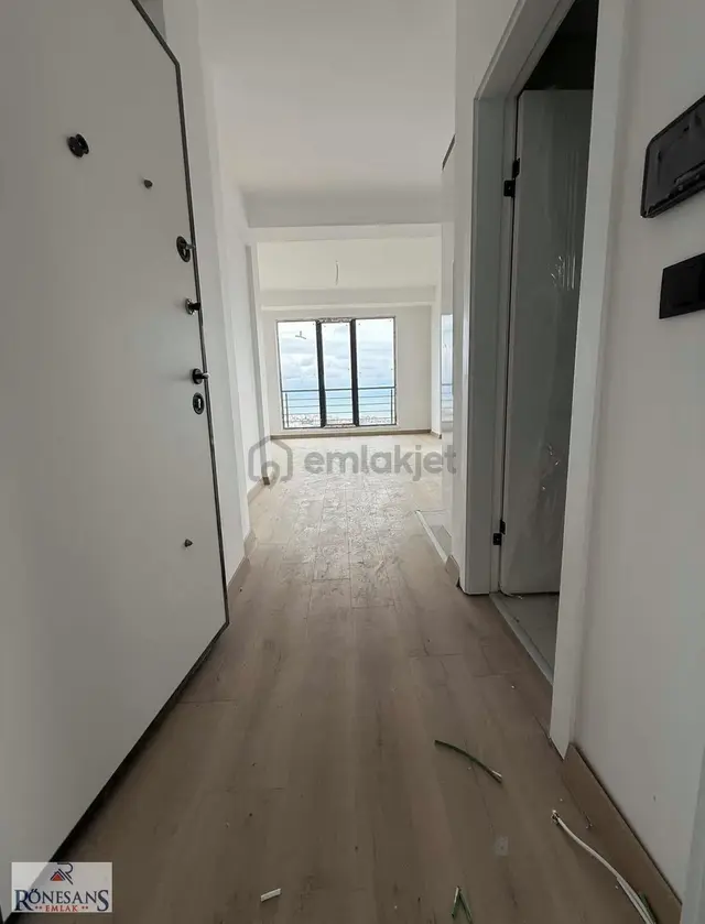 Rönesans Emlak'tan Geniş Ful Kredili Deniz Manzaralı 1+1 5
