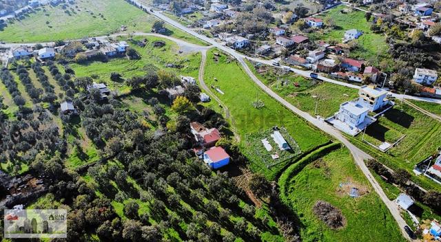 Han Emlak'tan Kooperatiflik Yer Üvecik Köyünde Satılık Arsa 4