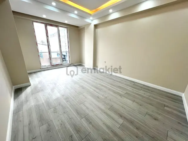 Seba'dan Tevfikbey Mh 2+1 85m2 Otoparklı Asansörlü 2.kat Daire 1