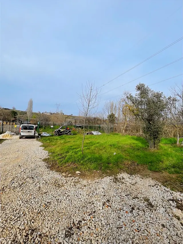 Dağyenice Yatırımlık Veya Hobi Bahçesine Uygun Satılık Tarla 3