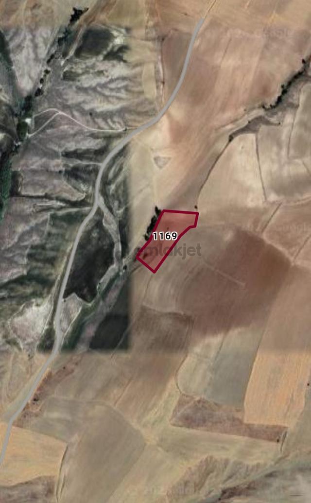 Kırğı Mevkinnde 7100m2 Satılık Tarla 1