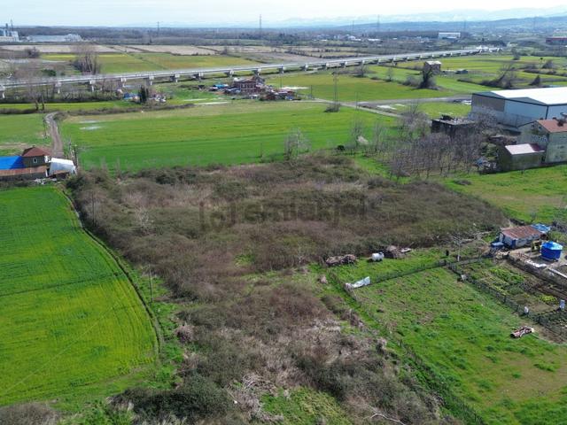 Yağmur Emlak'tan Satılık Devlet Hastanesine Yakın 2816 M² Arsa 5
