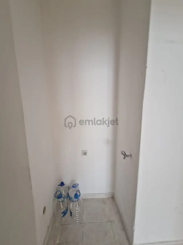 Bahçelievler Mah. Devlet Hastanesi Yakını Cadde Cepheli Satılık Daire 3