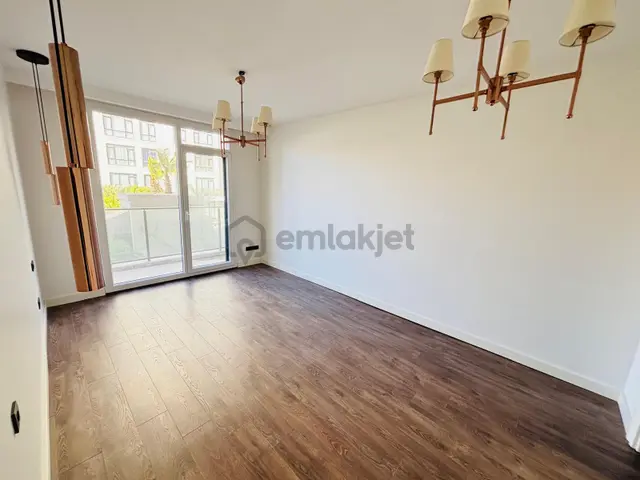 Azur Marmara Fırsat 3+1 Eminevim Ve Diğer Finansmanlara Uygun! 4