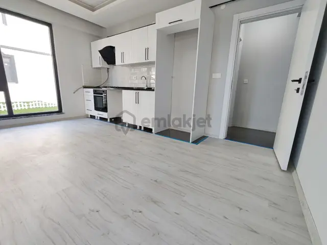 Müstakil Bahçeli Havuz Cephe 2+1 Sıfır Amerikan Mutfak Kiralık 5