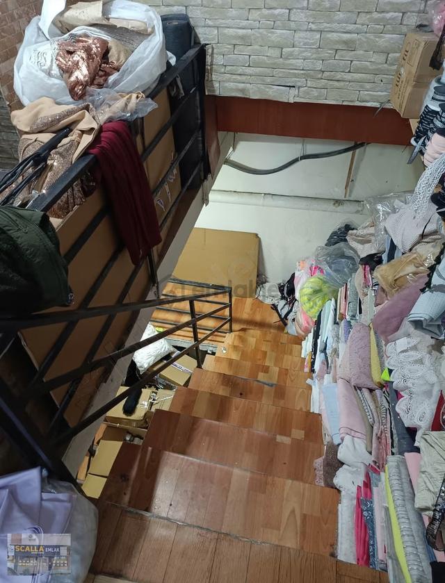 Yenimahalle De Satılık Dükkan %60 Hisse Arsa 352 M2 2