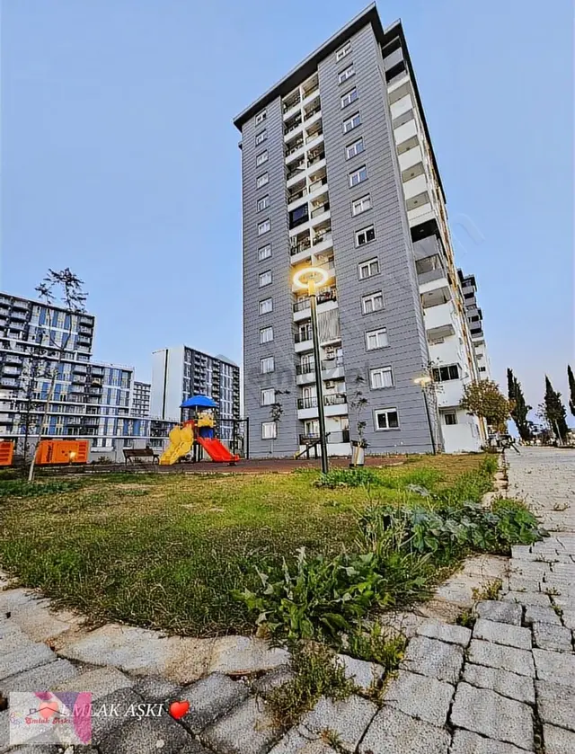 Emlak Aşkı Güvencesiyle Antalya Manzaralı Site İçerisinde 3