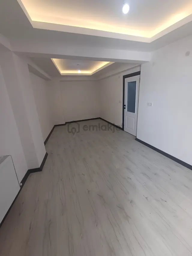 Beyoğlu Hacıahmet Mahallesi'nde Krediye Uygun Fırsat Giriş Katı 4