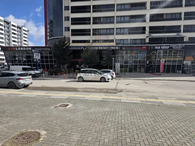 Bordo Platınumda 4. Katta Arakat Bulvar Yakını1+1 Satılık Daire 3