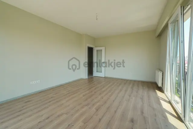 Pendik Satılık 3+1 Daire | Site İçersinde | D100'e Yakın 2
