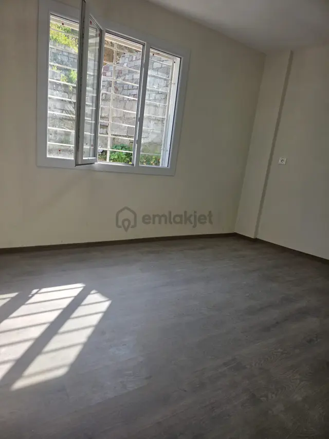İzmir Karabağlar Limontepe De 400 M2 Arsa 138 Sıfır 4+1 Müstakil Daire Deniz Manzaralıçift Cepheli 2