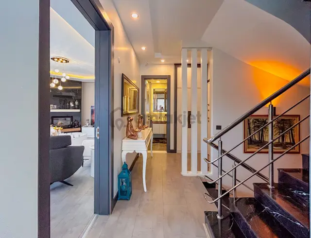 Kuşadası Bayraklıdede Satılık Lüks Villa 2