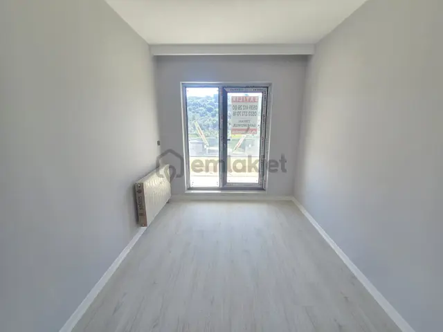 Tırpan'dan Halitpaşa Mah.sıfır Havuzlu Site İçi Arakat 3+1 Daire 4