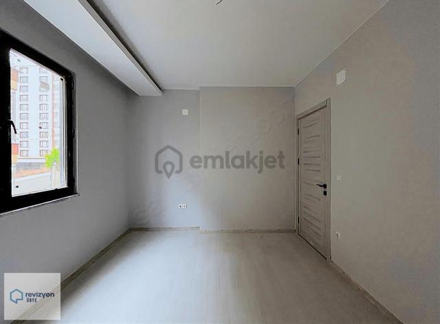 Revizyon'dan **üniversite Ve Plaj Bölgesinde** Satılık 1+1 Daire 5