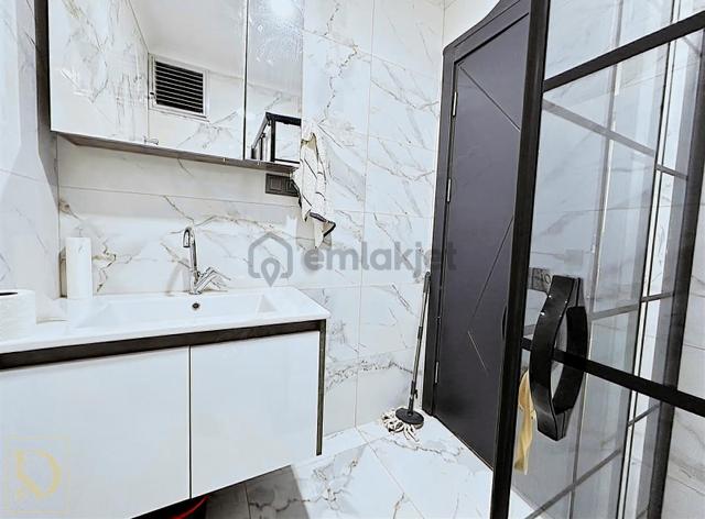 Detay'dan Soğuksu Ahievren Karşısı 1+1 Full Eşyalı Satılık Daire 3