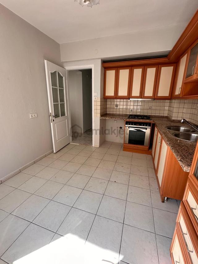Balçova Merkezde Kiralık Geniş Ve Ferah 3+1 Daire 5