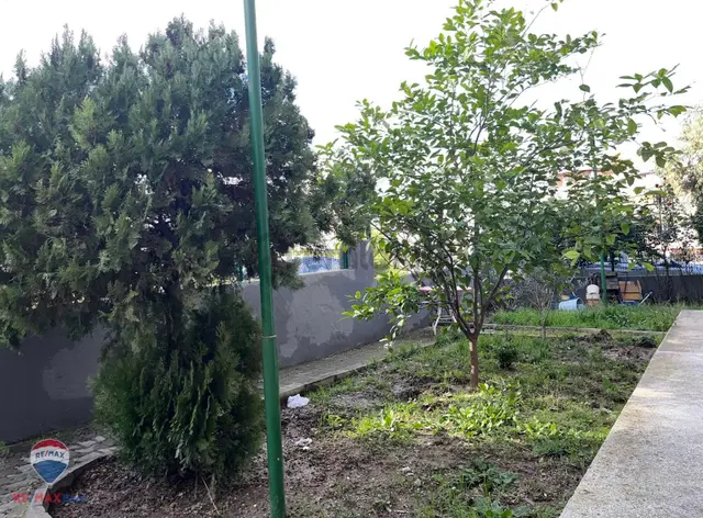 21 Balçova Teleferık Mah. Satılık Bahçelı, Ferah 3+1 Daıre 2