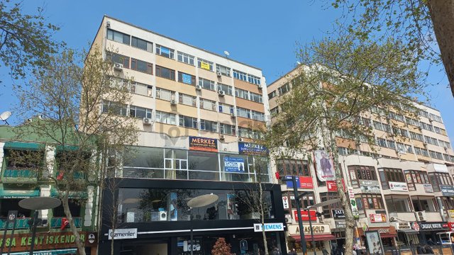 Belediye İş Hanı Satılık Büro & Ofis Belediye İş Hanı Satılık Büro & Ofis