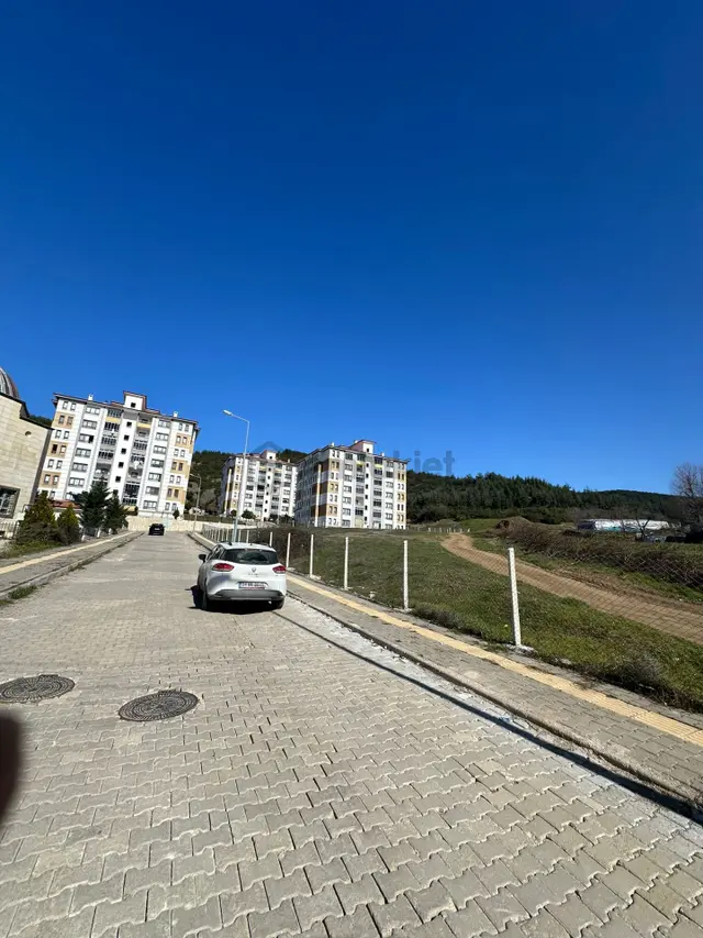 Adalet Gold Group Emlak'tan 4.etap Toki'de Uygun Fiyata Kiralık Dükkan 3