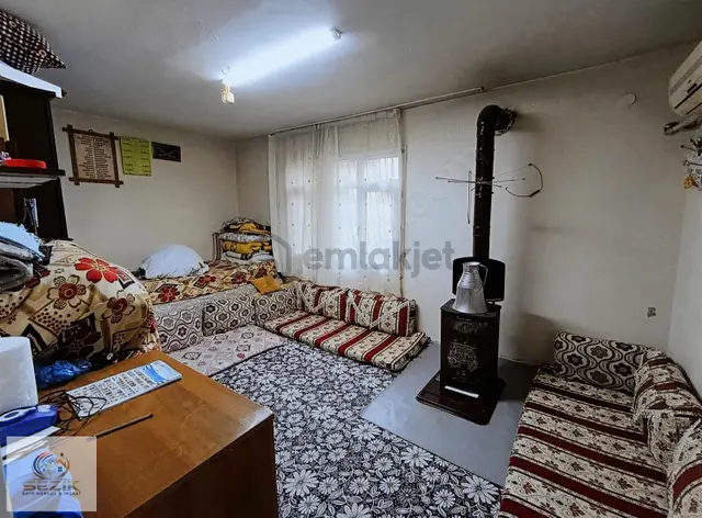 Gülbahçe Mah. Sağlık Ocağı Civarı Tek Katlı Müstakil Satılık 4