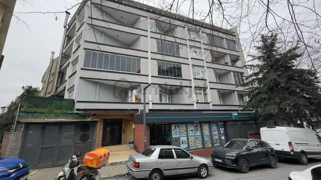 Mollateam Bayrampaşa Foruma 5 Dk Metroya Yürüme Mesafesinde 2+1 Geniş Kiralık Daire 1