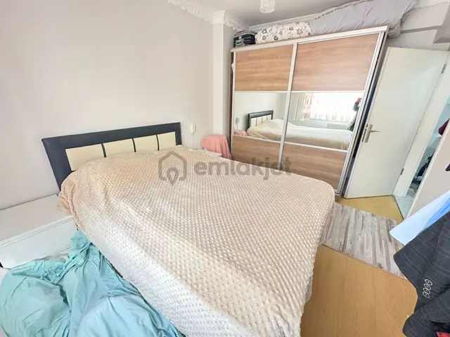 Çiçekli Mahallesinde Orta Kat 3+1 Isı Yalıtımlı Bağımsız Güney 2